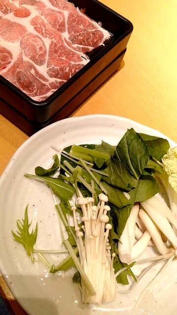 旬菜しゃぶ重 イオンモール大和郡山 郡山 しゃぶしゃぶ ネット予約可 食べログ 旬菜しゃぶ重 イオンモール大和郡山 郡山 しゃぶしゃぶ ネット予約可 食べログ