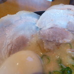 ラーメン専門 銀麺 - チャーシュー