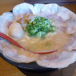ラーメン専門 銀麺 - こってりチャーシュー＋味たまごトッピング