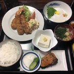 尾野旅館 - 料理写真:夕食