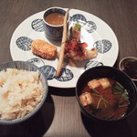 和 is 魯菴 - 主菜、土鍋の炊き込みご飯、味噌汁