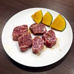 炭火焼肉ふじた - 特選和牛カイノミ1800円。