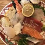 Kojirou Sushi - ほら 魚介たっぷり