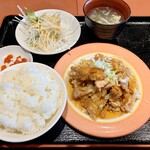 六福苑 - 油淋鶏定食748円
