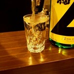 ビール長屋 貫太郎 - このように注いで頂きます(^^♪