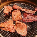 焼肉問屋 牛蔵 - 2019年11月　焼けました