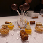 レフェルヴェソンス - ミニャルディーズ