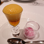 レフェルヴェソンス - ホロホロ鳥のコンソメ