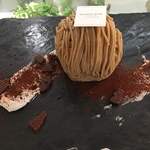 120820560 - モンブラン650円です