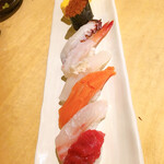 大喜寿し - 「一八」という名のお鮨盛り合わせ（八貫）