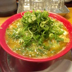 来多来多拉麺 - パッツァイラーメン・ねぎ大盛りトッピング