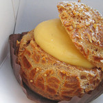 Patisserie Ravi,e relier - シュー・ア・ラ・クレーム。　'12 2月