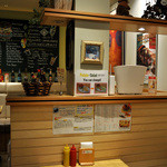 レイヤーズ - 入口側から見た店内の様子