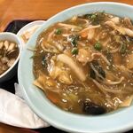 マルヨ食堂 - 料理写真:中華丼 550円