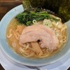 横浜家系ラーメン極家