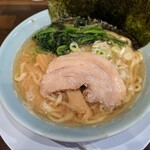 横浜家系ラーメン極家 - 