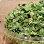 クリスプ・サラダワークス - 料理写真:カスタムサラダ@997円：ロメインレタス＆ほうれん草/トマト/スパイシーブロッコリー/シラントロ/サンフラワーシード