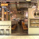 極上担々麵 香家 - カジュアルシックなかわいい店内！