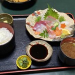 Ushio - 刺身定食