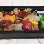 Sushi Abe Ni Keizu - ＊ 海鮮ちらし　972円