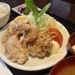 はな遊 - 鶏唐揚げ定食