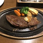 レストラン キャロッツ - 常陸牛イチボステーキ(200g)3740円