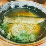 Chikaramochi - にしんそば640円✨甘く炊かれたにしんがスープにも深い味わいを出してお蕎麦がグッと引き締まります♬