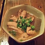 ヴィマーナ - 『 お通し 』  もつ煮込み