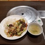 本場韓国家庭料理 柳 - 牛肉炒めライス