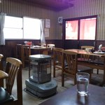 ハンター - 店内風景