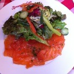 ブラッスリー・グー - 前菜　ノルウェー産サーモンマリネ    どぅです？ボリューミーでしょ♪