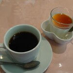 味のレストラン えびすや 幸町店 - コーヒーにはデザートが・・