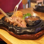 黒毛和牛一頭買い肉バル デルソーレ - 