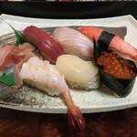 Makotozushi - 大きめシッカリの握り…