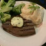 T.G.I. Friday's - サーロインステーキ