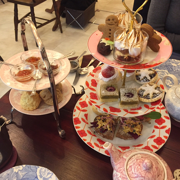 フェスティブアフタヌーンティーに感動 By ぺねろぺ タイニー トリア アフタヌーンティー カフェ Tiny Toria Afternoontea Cafe 人形町 カフェ 食べログ