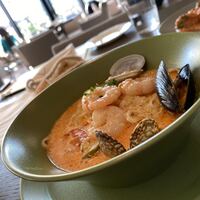 COLONIAL BEACH 横浜ハンマーヘッド - 