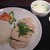 新東記 - 料理写真:海南鶏飯