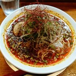 さんくるげ - 辛いラーメン（たまごトッピング）