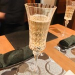 ステラ - 皆さんはセレブシュワシュワ水