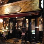 ラ・ピッコラ・ターヴォラ - 店頭