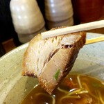 麺や 桜風 - バラ肉チャーシュー麺 塩 チャーシューアップ(2019年12月1日)