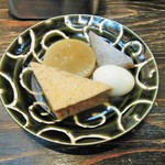 串かつ専門店 串安亭 - おでん4種