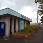 ピアハウス - 外観 社員食堂みたいな雰囲気