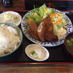 Izakaya Kushi Harutei - ミックスフライ定食