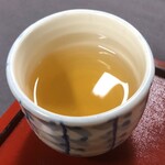 Nenohira Seimen - 冷たい蕎麦茶
                        香ばしくて旨いお茶です。