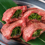 焼肉×韓国鍋 サラン 本店