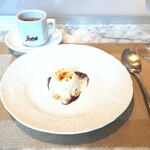 La Brianza - パンナコッタ。なぜか、アーモンドのような香りがしたのよ～。とろりおいしかったな