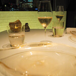 ベージュ アラン・デュカス 東京 - 