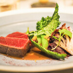 ベージュ アラン・デュカス 東京 - 